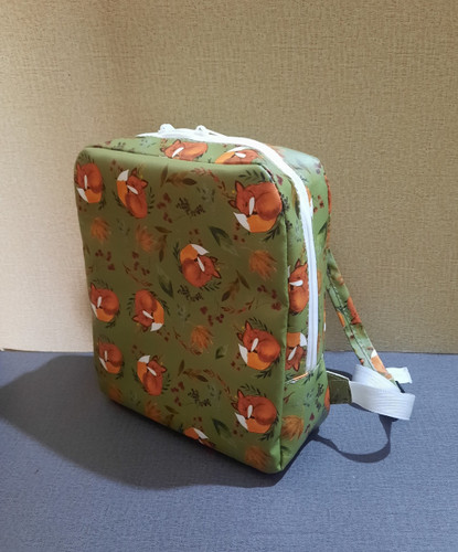 کیف کوله پشتی طرح فانتزی روباه در پاییز